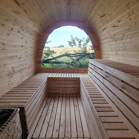 Loft Apartment Mit Grosser Badewanne A Mugeln Екстериор снимка