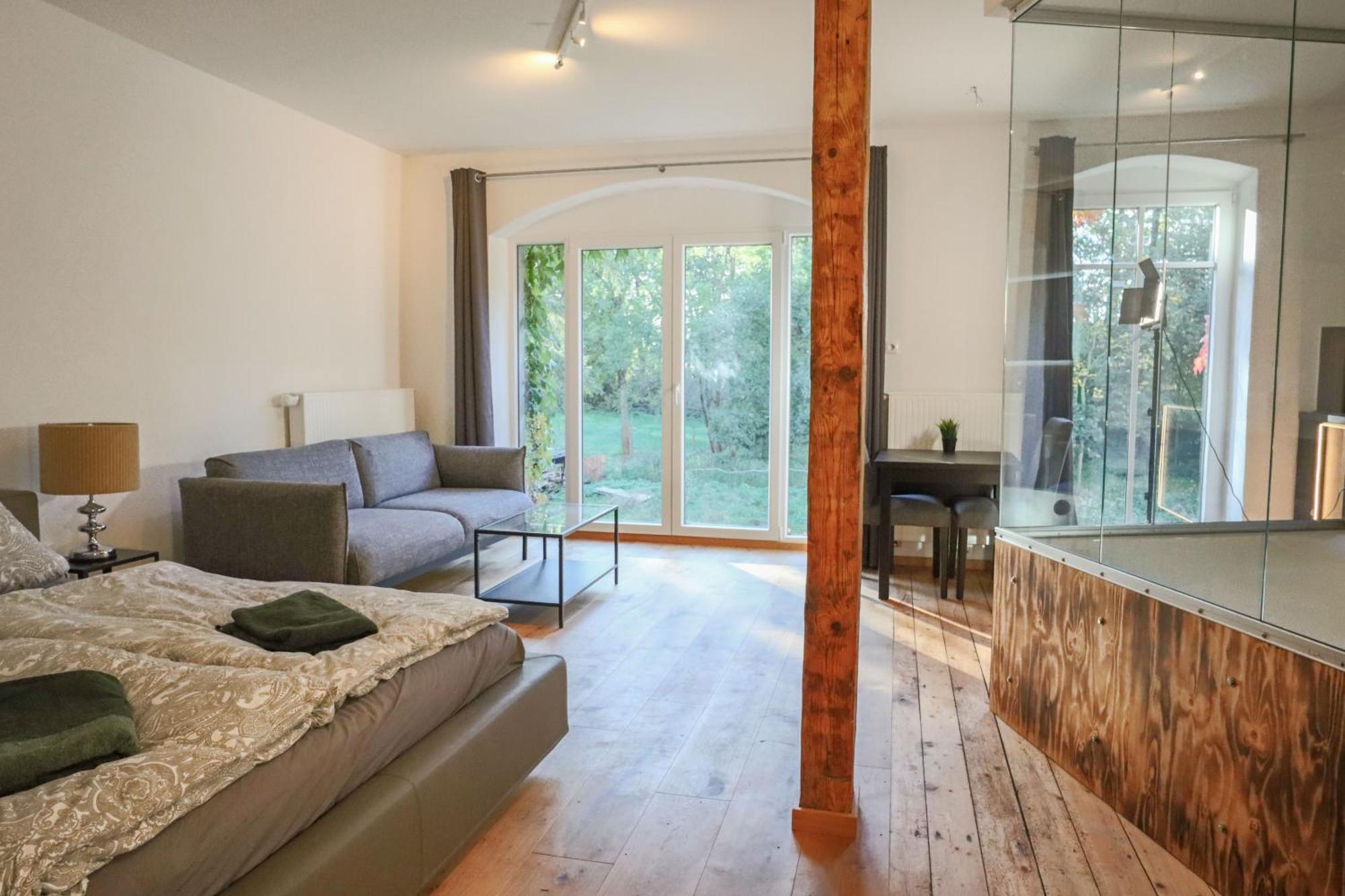 Loft Apartment Mit Grosser Badewanne A Mugeln Екстериор снимка